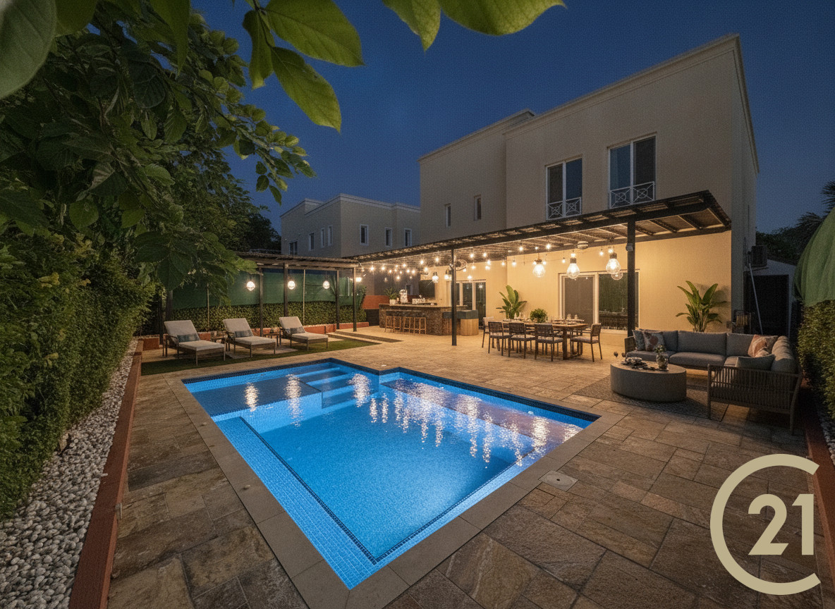 4 Bed | Vacant | Upgraded | Private Pool