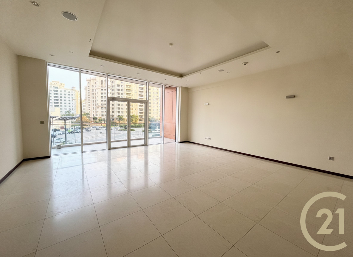 Low Floor | Vacant | Unfurnished