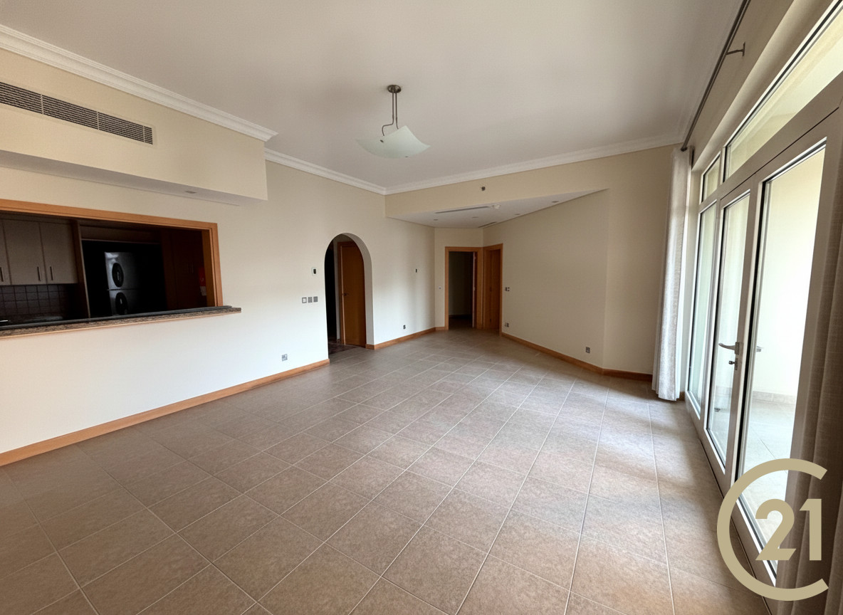 Beach Access | Vacant | Unfurnished