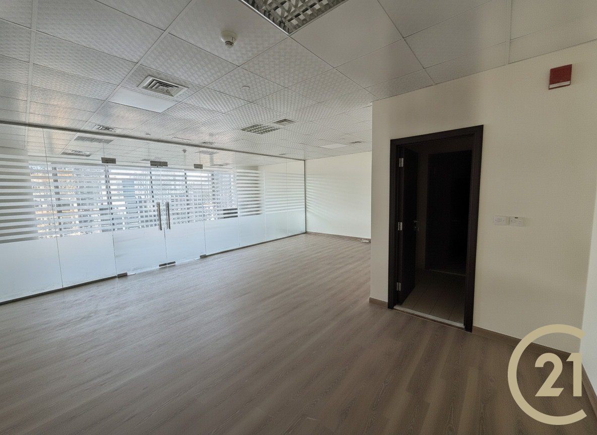High Floor | Partitioned | Open view | Vacant
