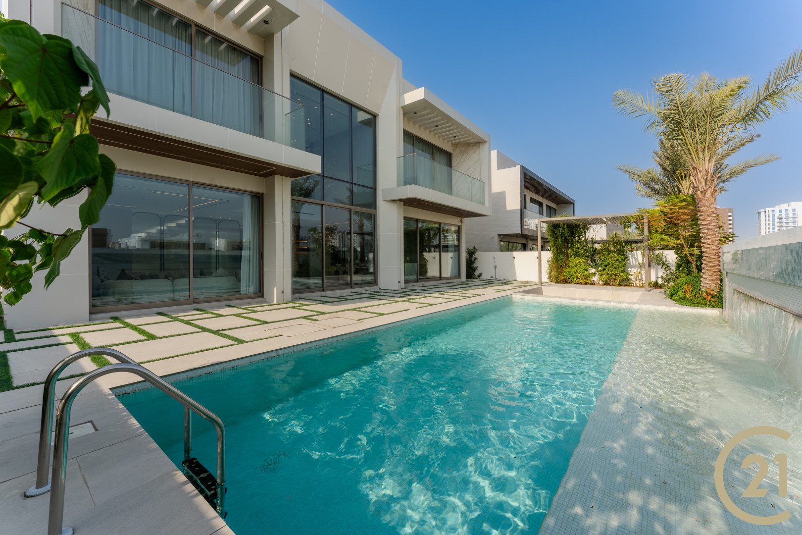 Architectural Beauty meets Family Home