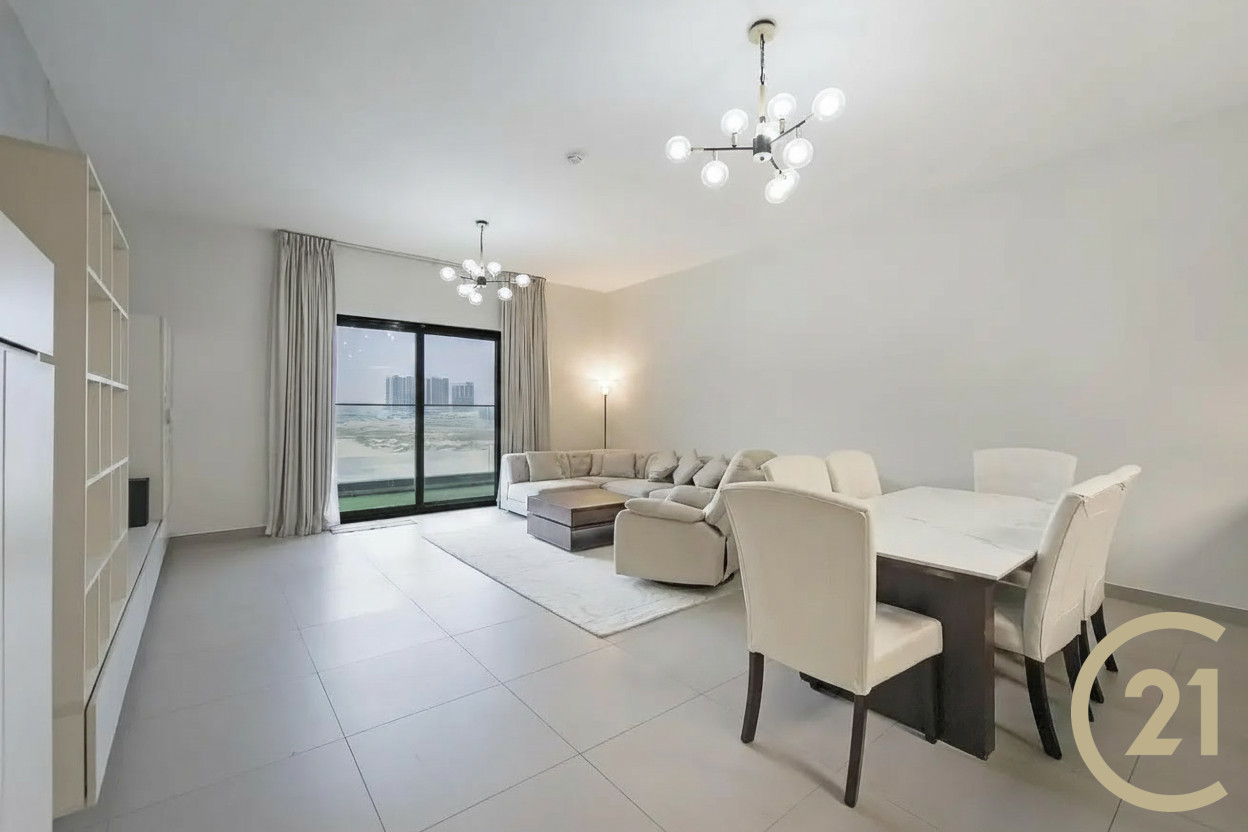 Spacious Unit | High ROI | Family Living