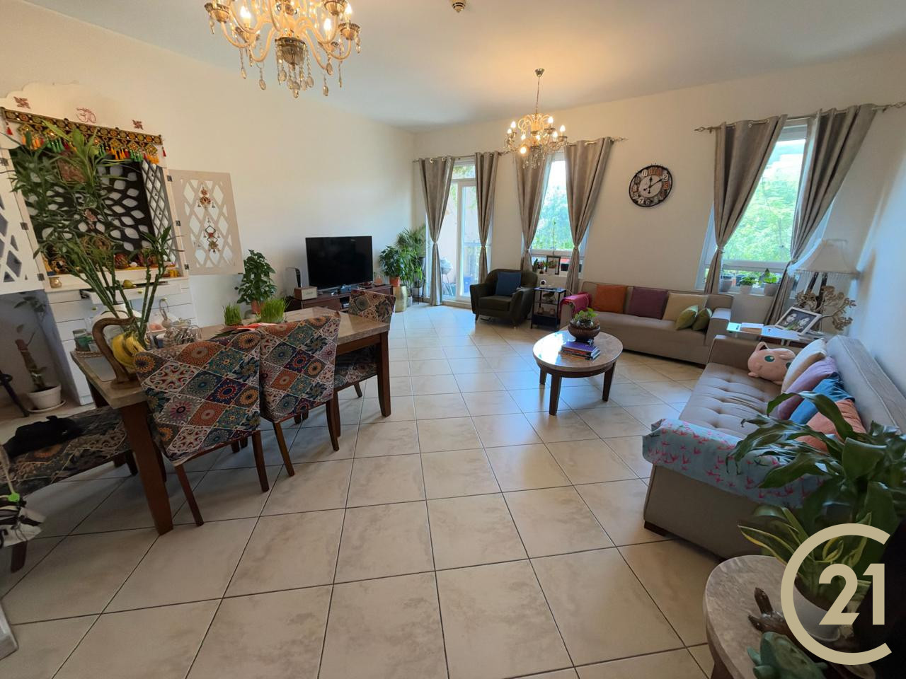 Park View | Huge Layout | Well Maintained